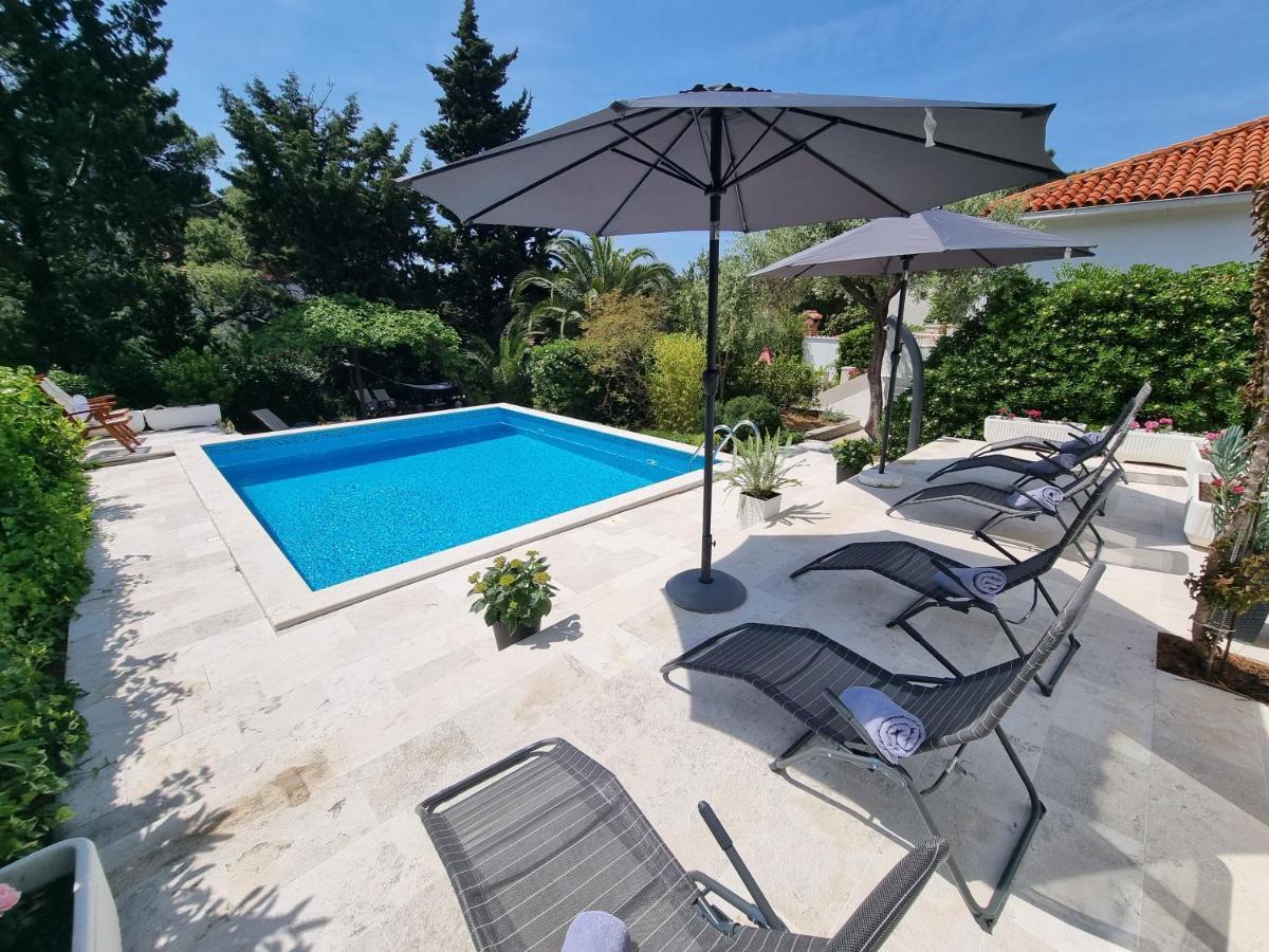 Villa Ilaria Bol Luaran gambar